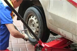 许昌附近拖车24小时服务热线电话