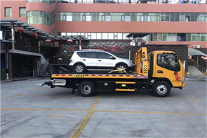 许昌汽车紧急补胎换胎救援